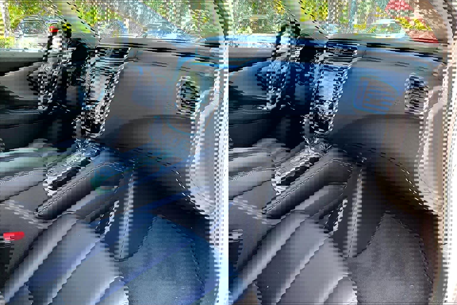 Used 2024 Nissan Murano SV w/ SV Midnight Edition Package image 19