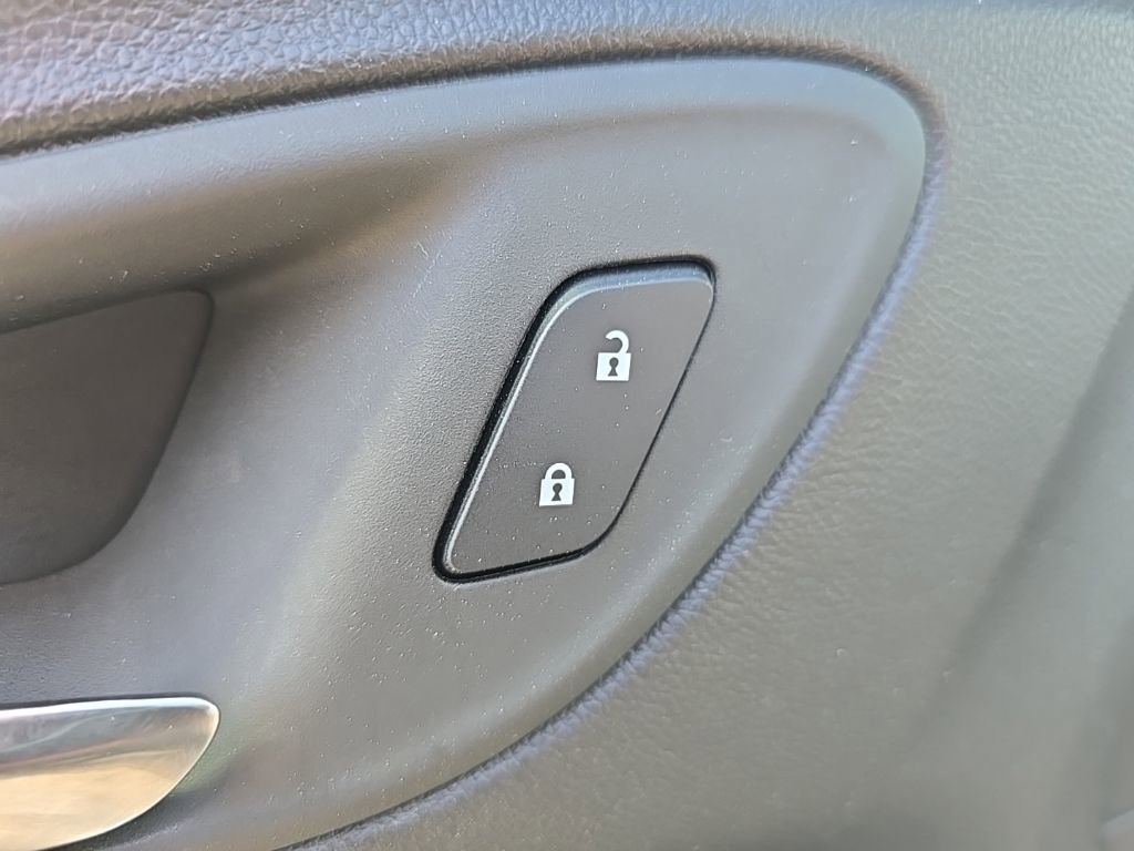 Used 2025 Buick Encore GX Preferred FWD image 21