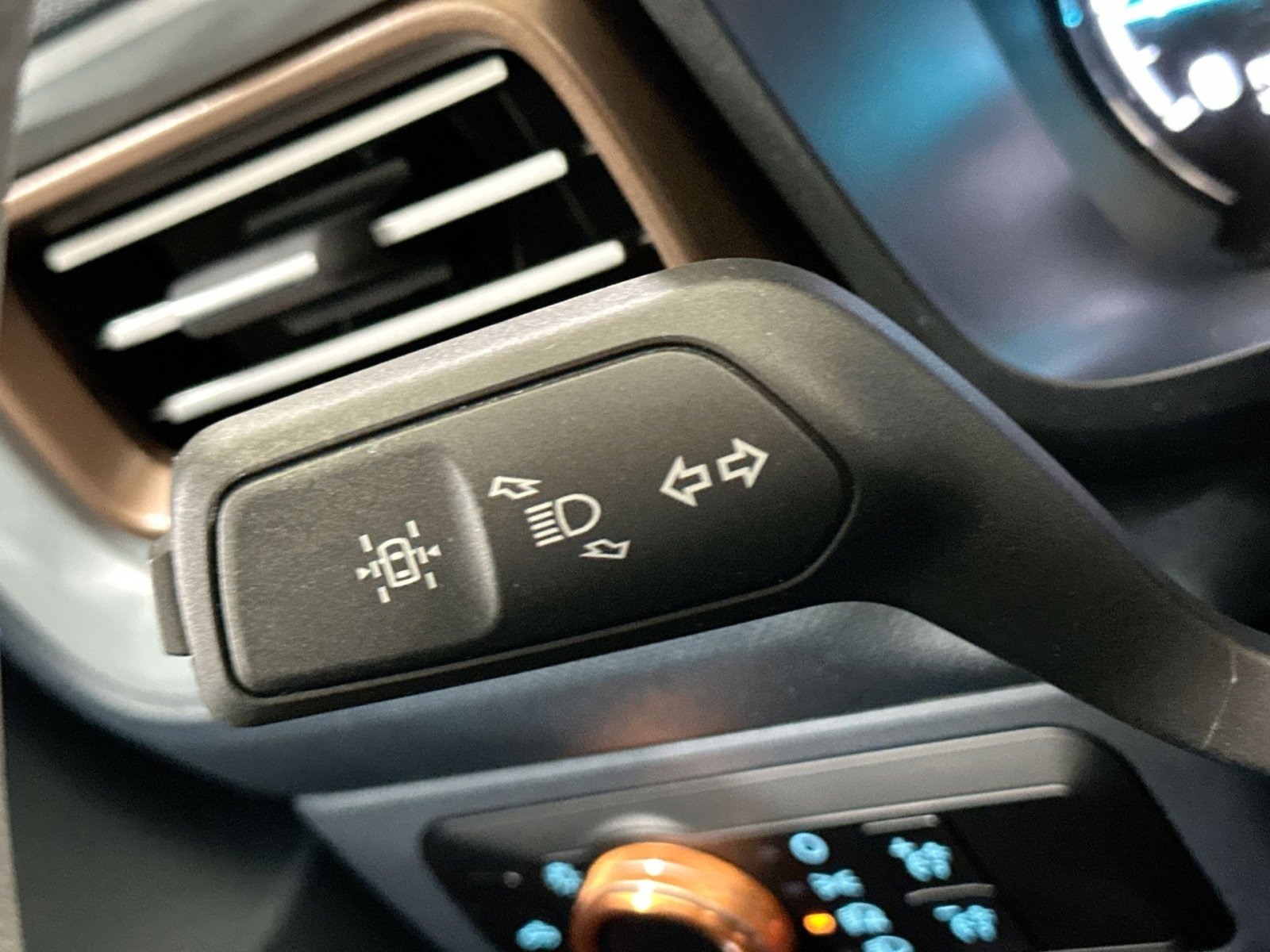 Used 2023 Ford Maverick Lariat w/ Lariat Luxury Package image 30