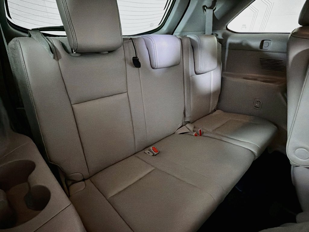Used 2018 Toyota Highlander Limited AWD/4WD image 24