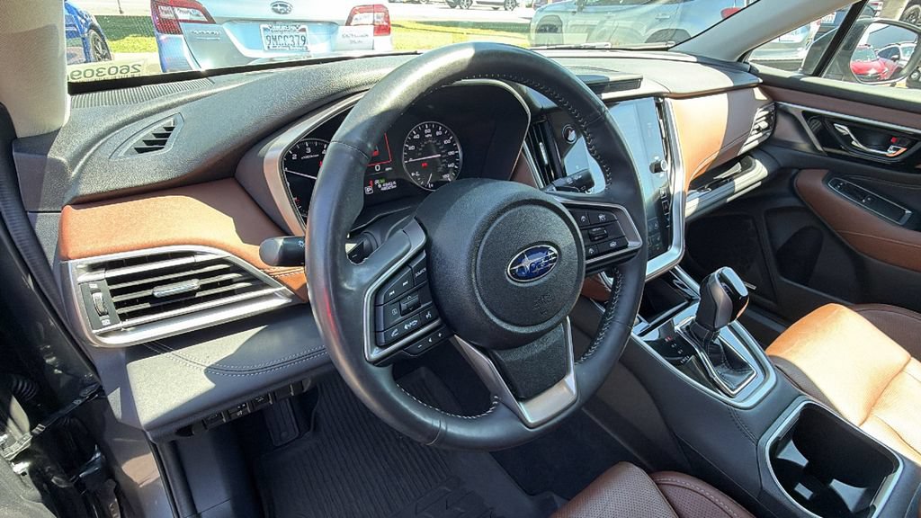 Used 2025 Subaru Outback Touring XT AWD/4WD image 31