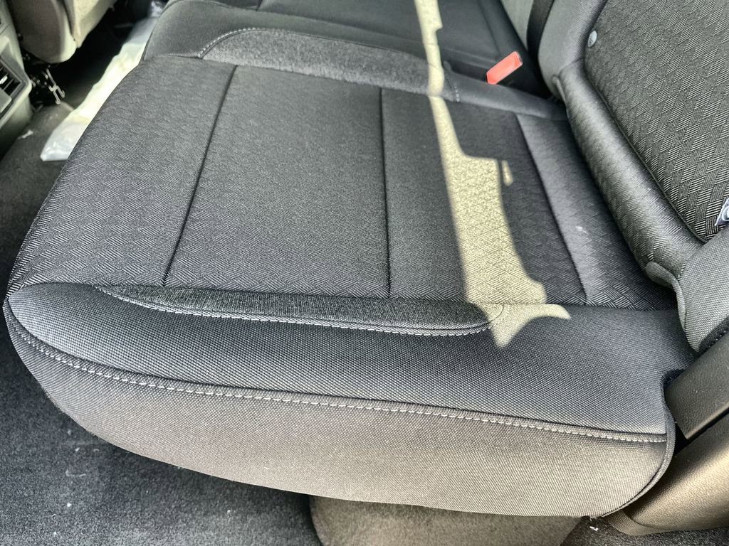 New 2026 GMC Sierra 1500 Elevation image 17