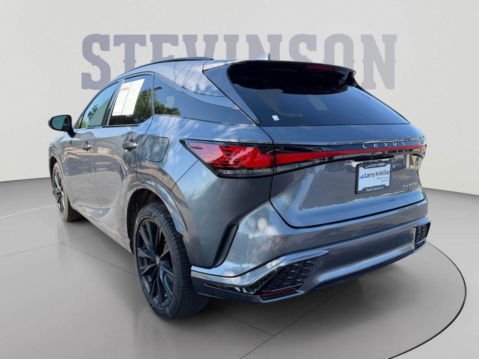 Used 2023 Lexus RX 500h F Sport w/ Accessory Package (Z1) AWD/4WD image 5