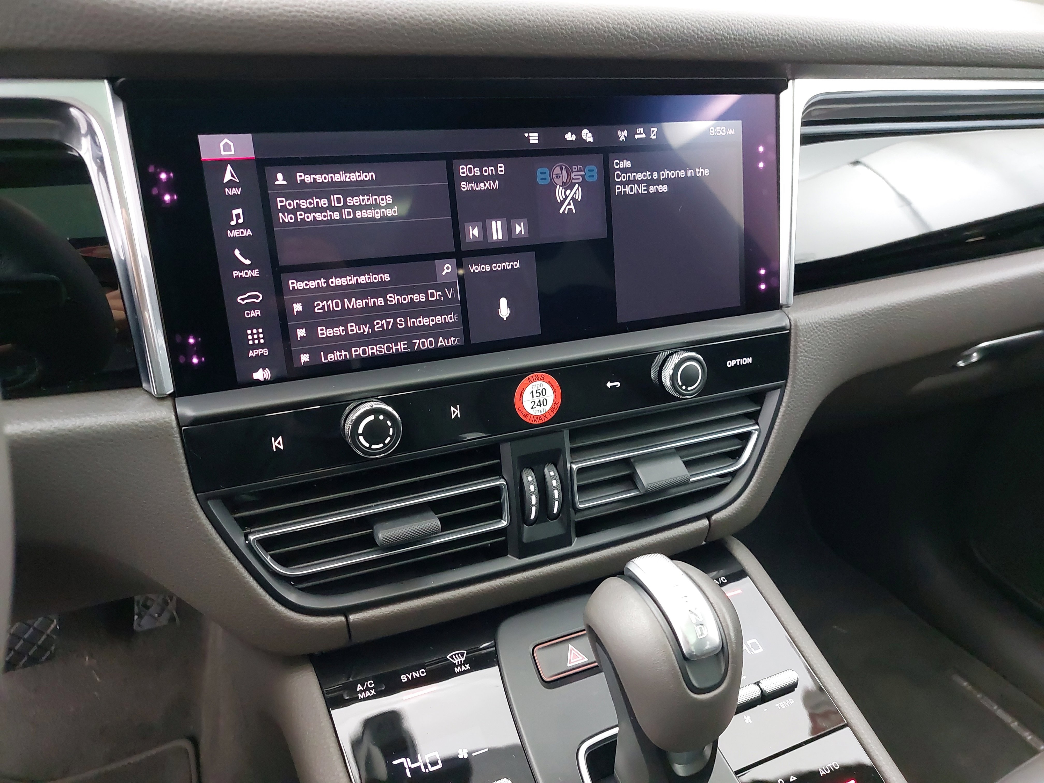 Used 2025 Porsche Macan image 22