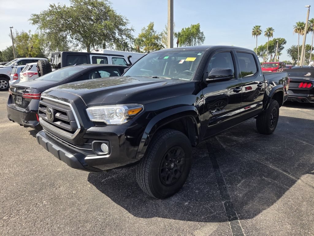 Used 2020 Toyota Tacoma SR5 RWD image 3