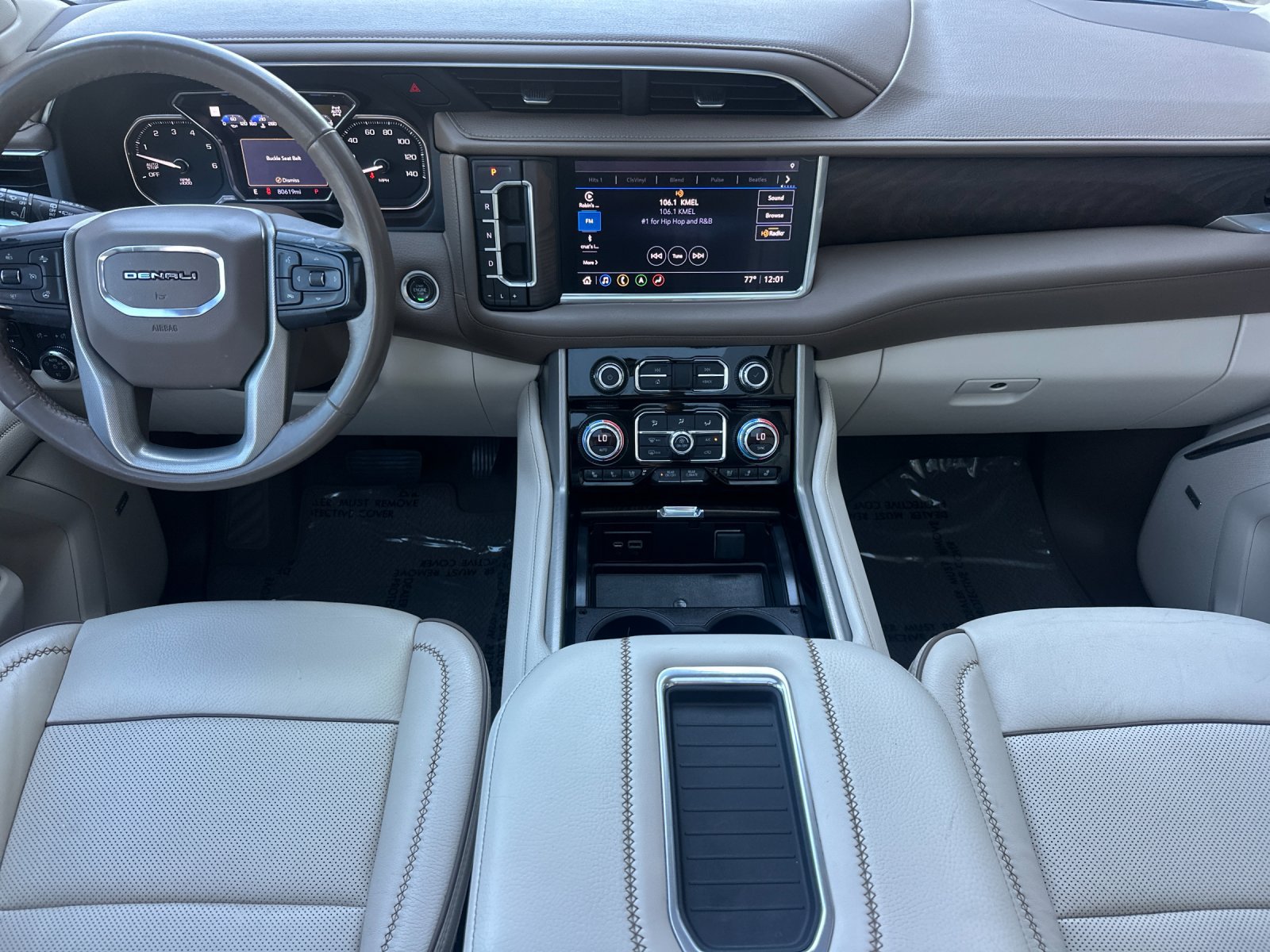 Used 2021 GMC Yukon XL Denali w/ Denali Premium Package AWD/4WD image 13