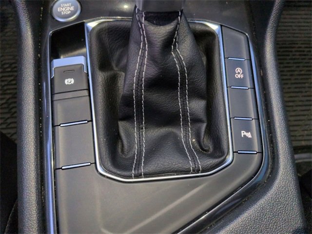 Used 2024 Volkswagen Tiguan SE R-Line image 15