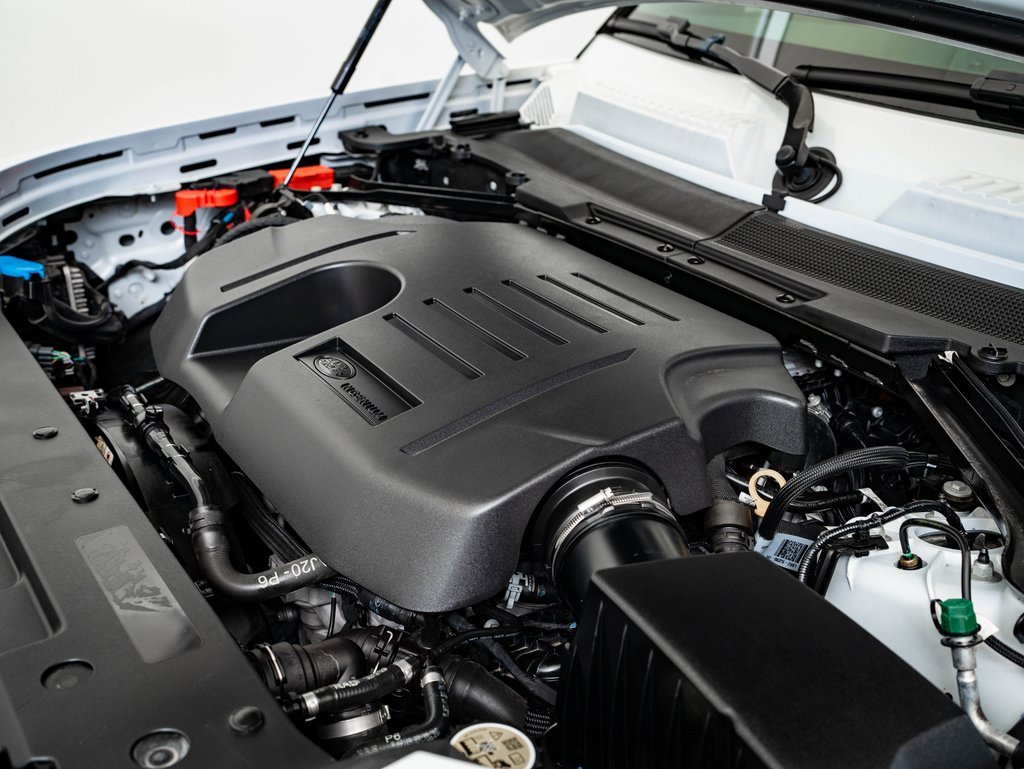 Used 2023 Land Rover Defender 110 X-Dynamic SE image 53