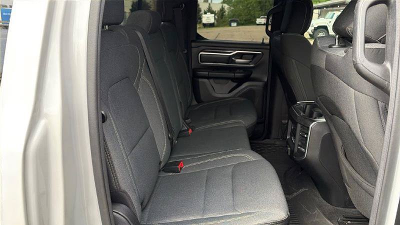 Used 2022 RAM 1500 Big Horn RWD image 24