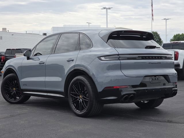 Used 2025 Porsche Cayenne GTS AWD/4WD image 21