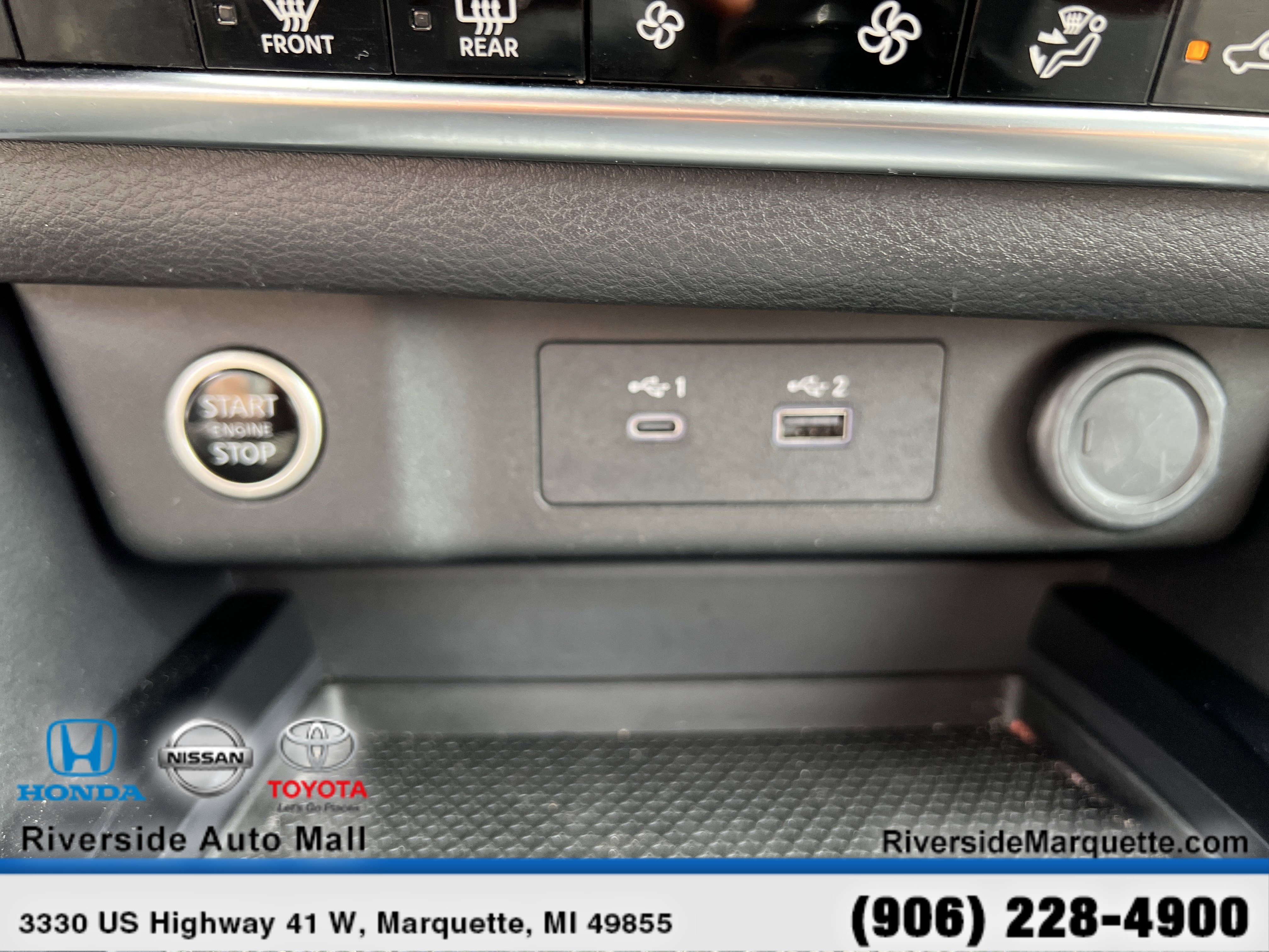 Used 2023 Nissan Rogue SV image 18