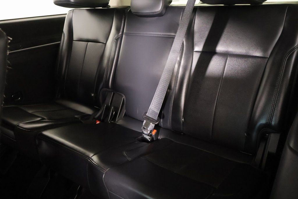 Used 2023 Ford Expedition Max XLT image 14