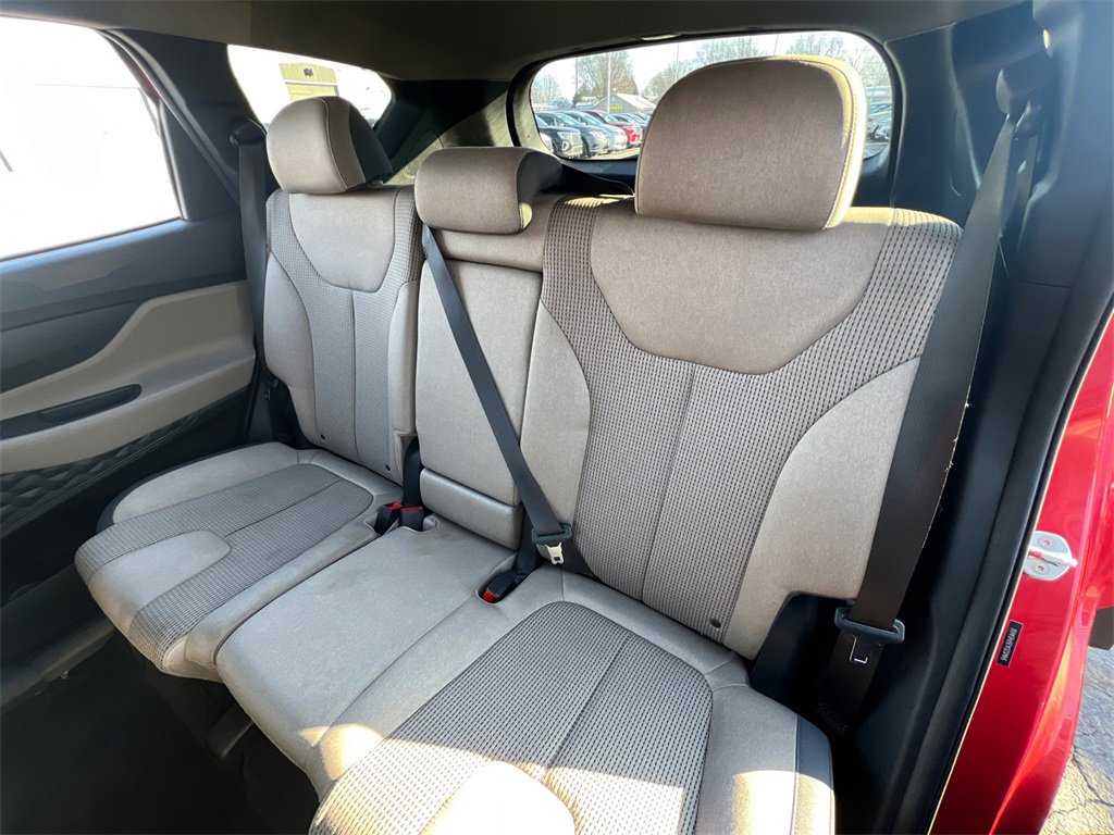 Used 2023 Hyundai Santa Fe SEL image 29