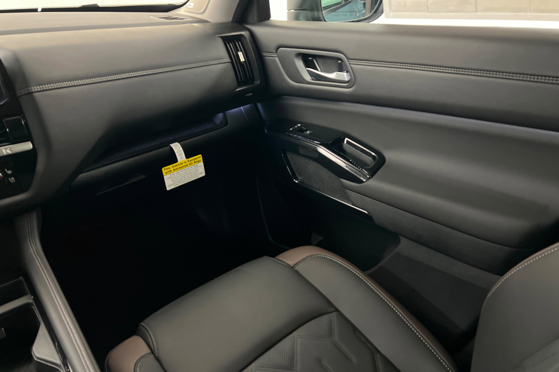 New 2026 Nissan Pathfinder Platinum image 10