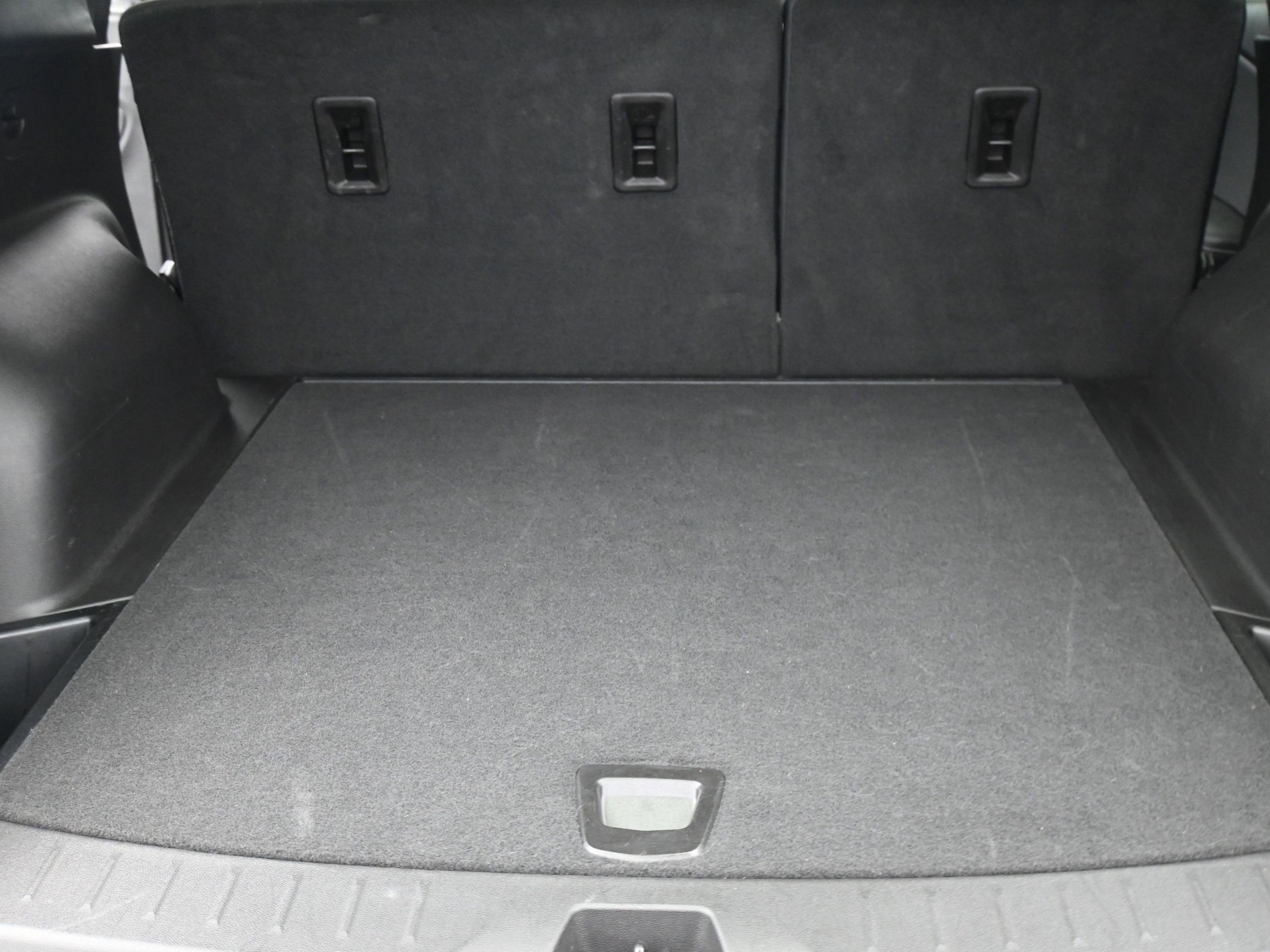 Used 2025 Chevrolet Blazer LT FWD image 20