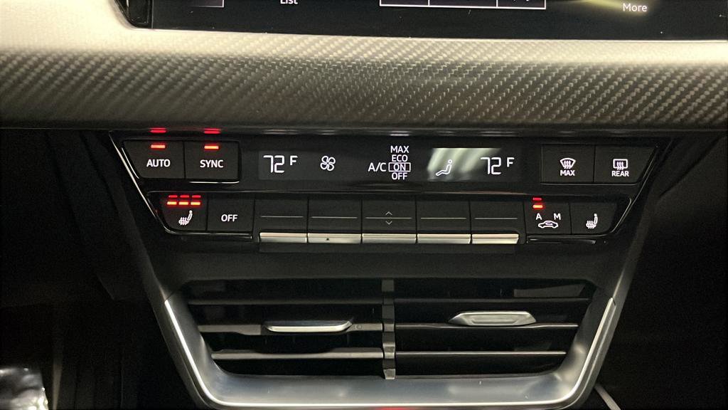 Used 2024 Audi e-tron GT Prestige w/ Prestige Package AWD/4WD image 18