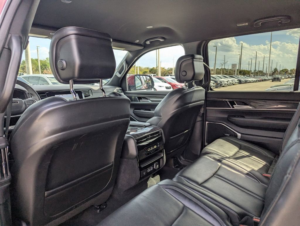 Used 2022 Jeep Wagoneer Series III image 21