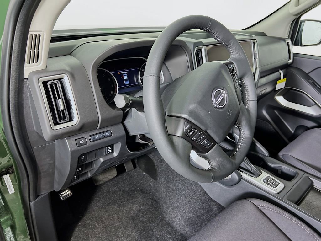 New 2026 Nissan Frontier SV w/ SV Convenience Package image 8