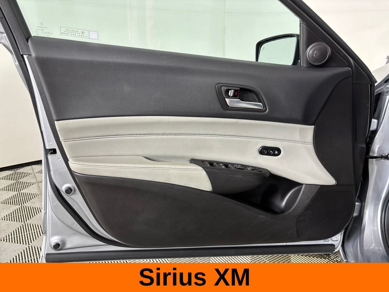 Used 2022 Acura ILX w/ Premium Package FWD image 10