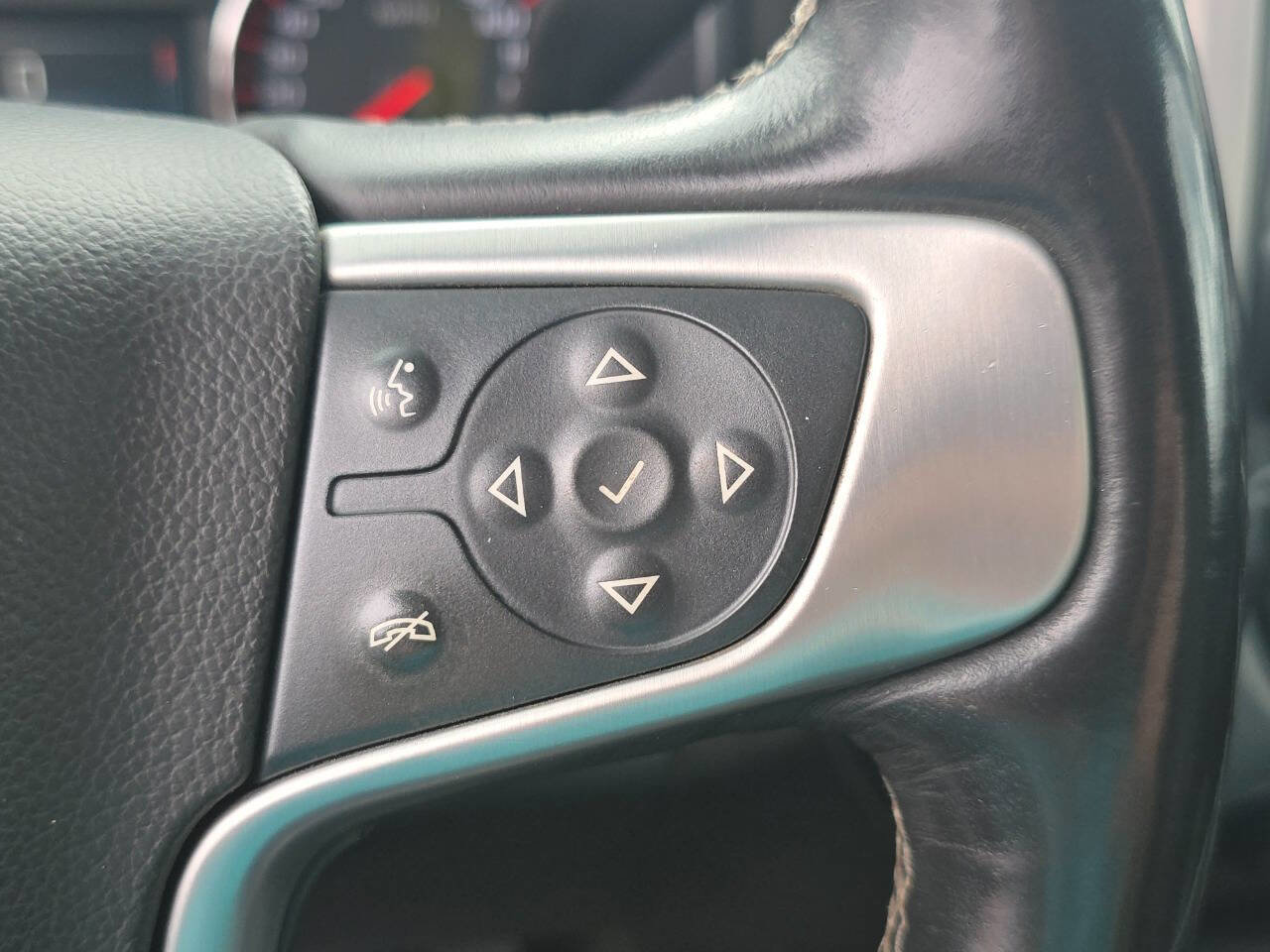 Used 2016 GMC Sierra 1500 SLT w/ SLT Premium Package image 26