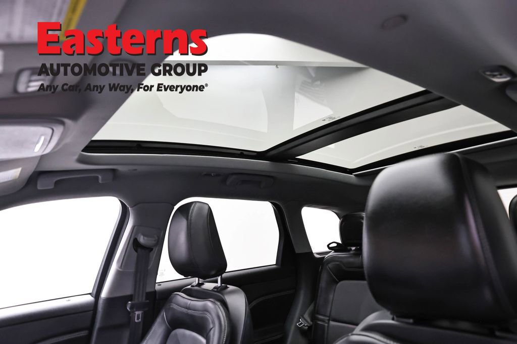 Used 2021 Lincoln Corsair Reserve w/ Elements Package AWD/4WD image 36