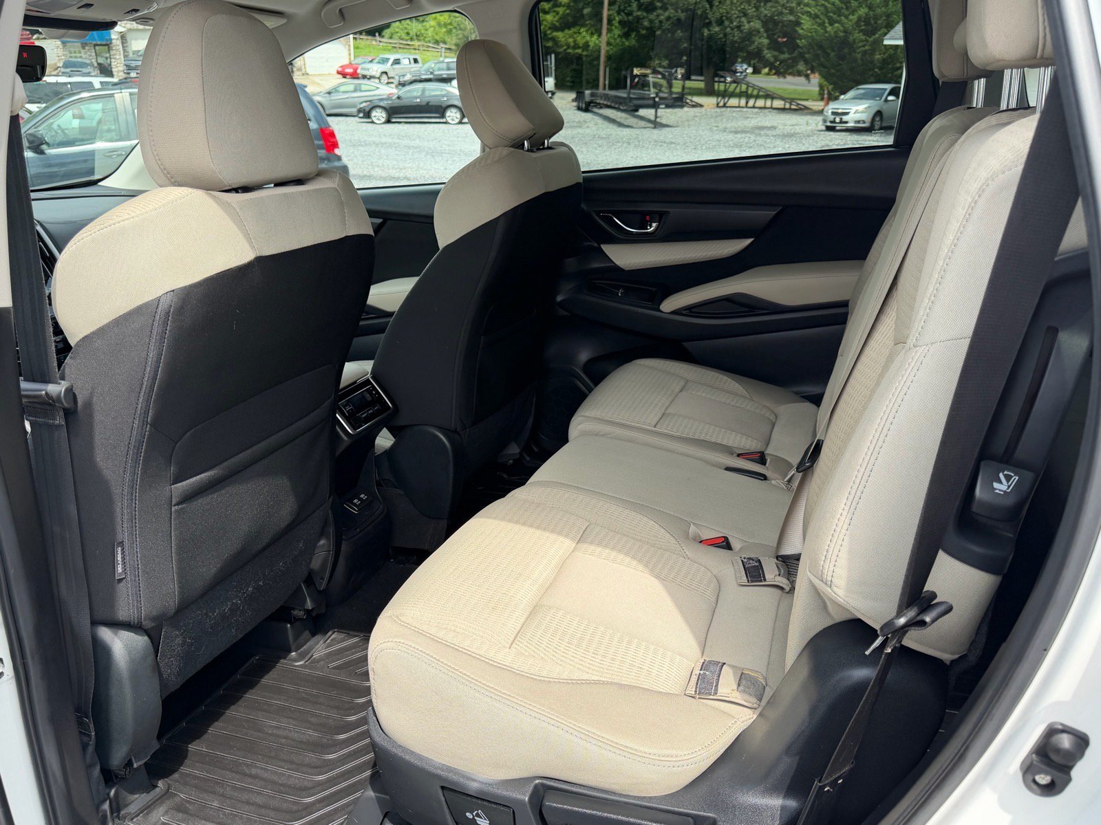 Used 2019 Subaru Ascent Premium AWD/4WD image 9