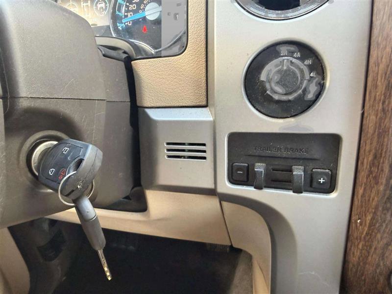 Used 2013 Ford F150 Lariat w/ Luxury Equipment Group image 38