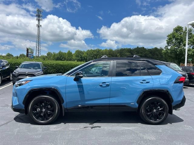 Used 2025 Toyota RAV4 XSE AWD/4WD image 12