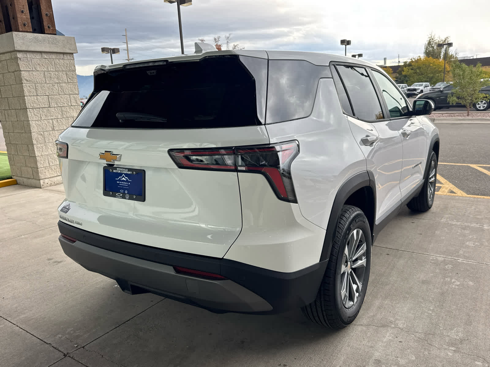 New 2026 Chevrolet Equinox LT w/ Convenience Package II image 4