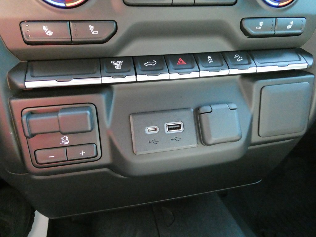 Certified 2022 Chevrolet Silverado 2500 LT w/ Convenience Package image 29