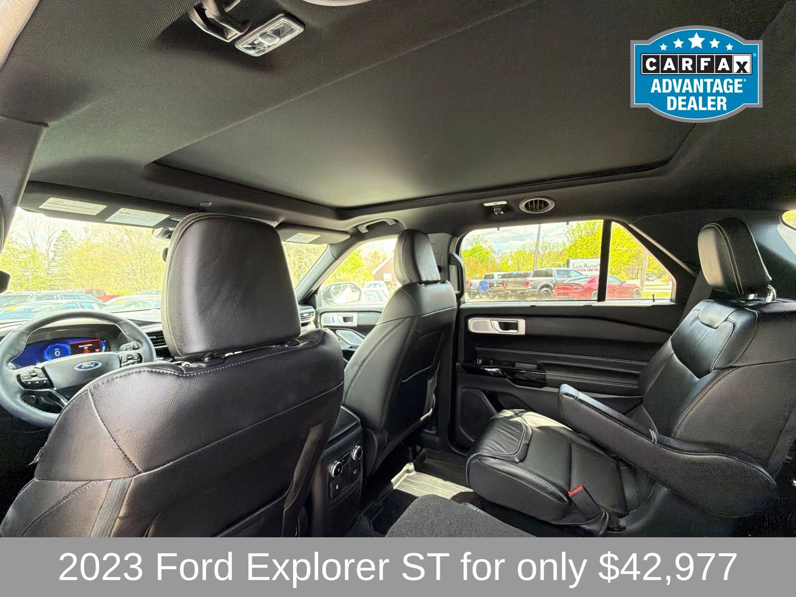 Used 2023 Ford Explorer ST w/ Equipment Group 401A AWD/4WD image 9