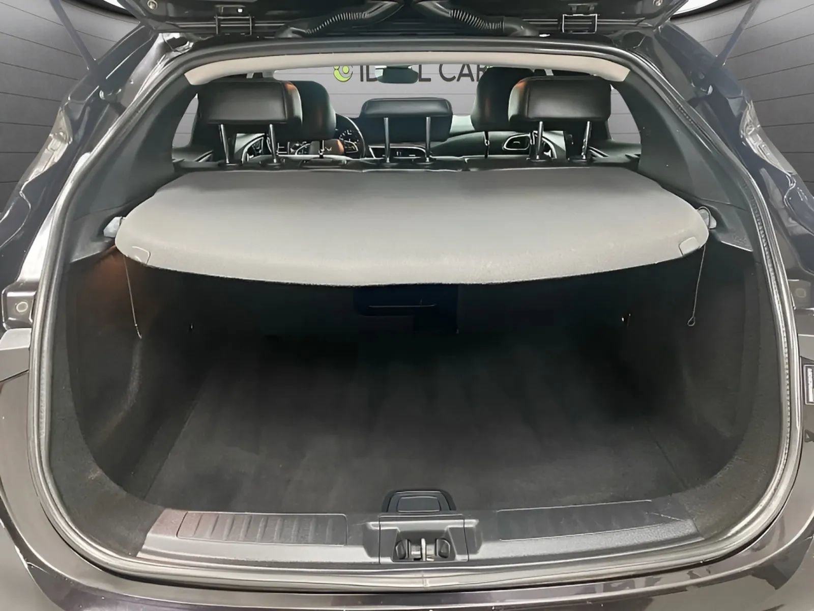 Used 2018 INFINITI QX30 FWD image 12