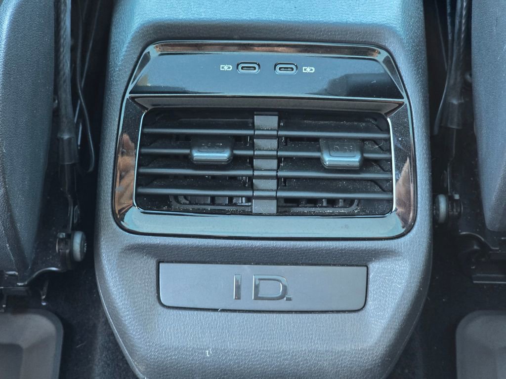 Used 2022 Volkswagen ID.4 Pro S w/ Gradient Package image 26