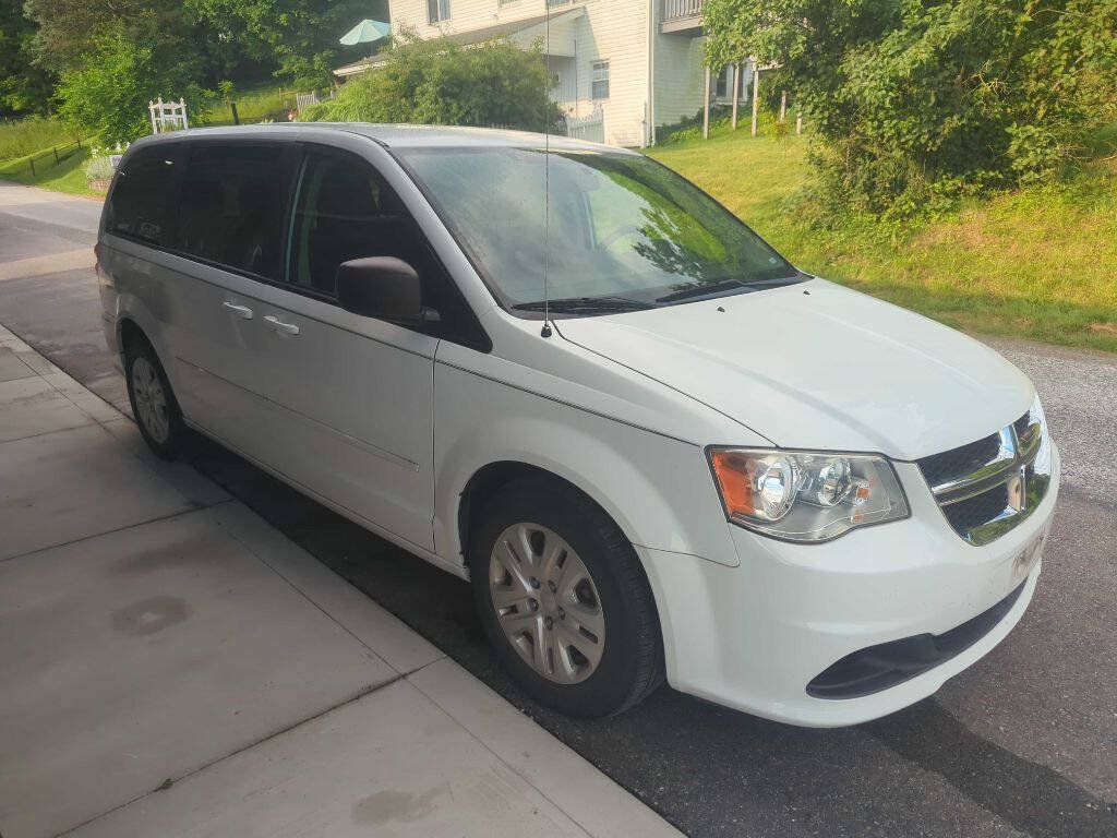 Used 2016 Dodge Grand Caravan SE w/ Quick Order Package 29E SE FWD image 7