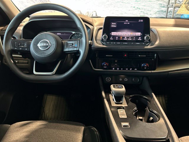 Used 2022 Nissan Rogue SV FWD image 49