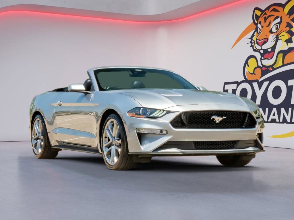 Used 2022 Ford Mustang GT Premium w/ Equipment Group 401A RWD image 3