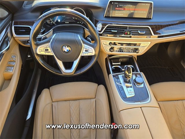 Used 2019 BMW 750i w/ Executive Package image 14