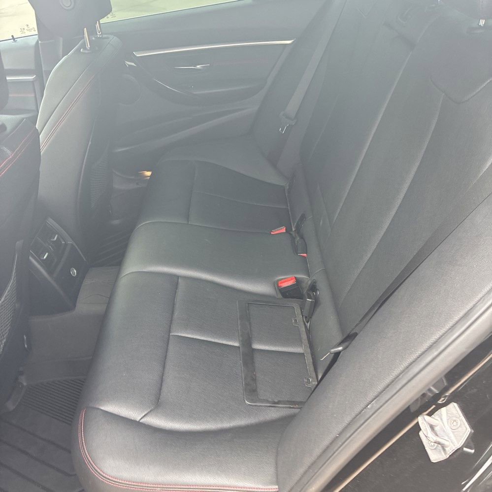 Used 2018 BMW 330e w/ Convenience Package image 8