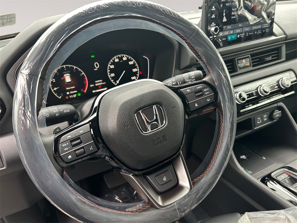 New 2025 Honda Pilot TrailSport image 12