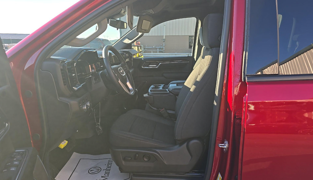 Used 2024 GMC Sierra 1500 Elevation AWD/4WD image 8