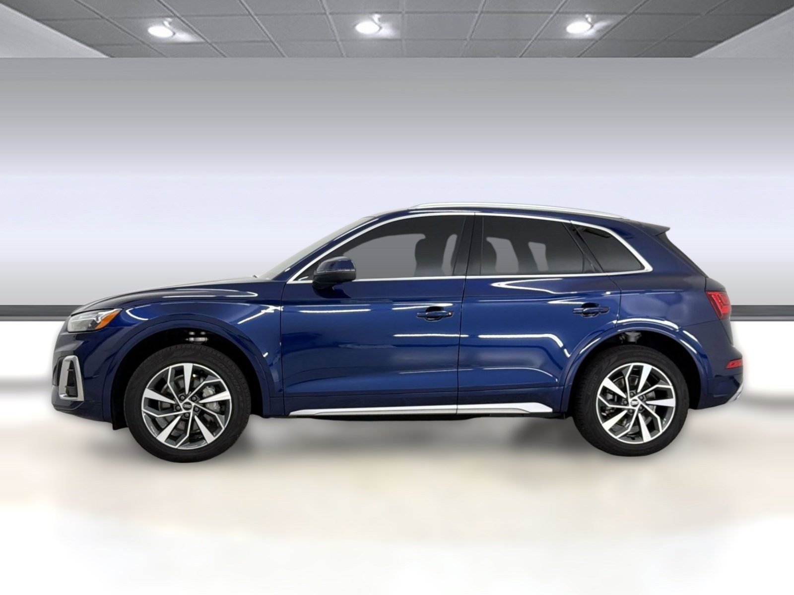 Used 2022 Audi Q5 2.0T Premium Plus w/ Premium Plus Package image 2