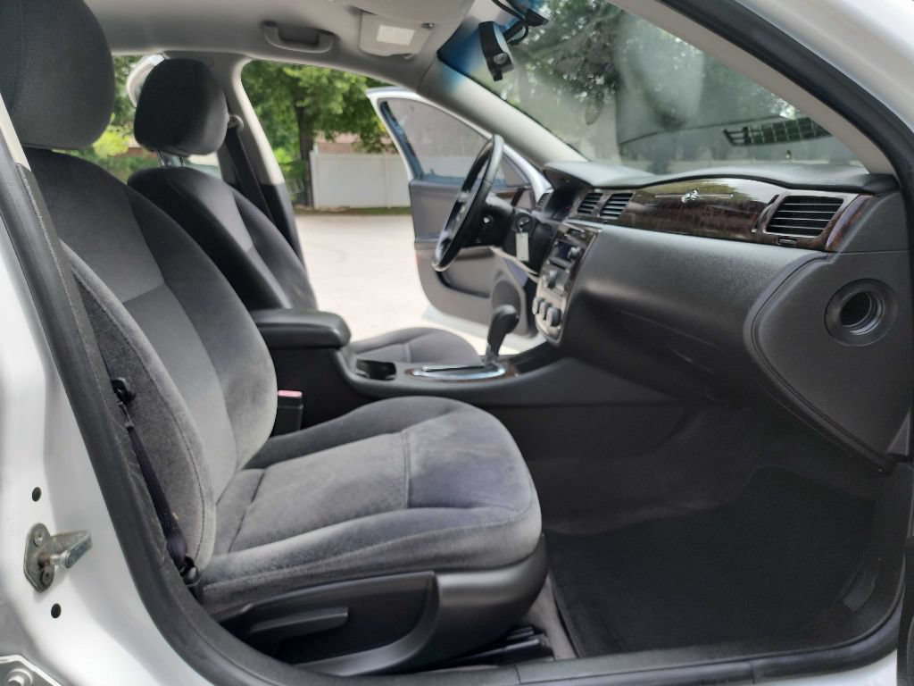Used 2014 Chevrolet Impala Limited LS FWD image 26