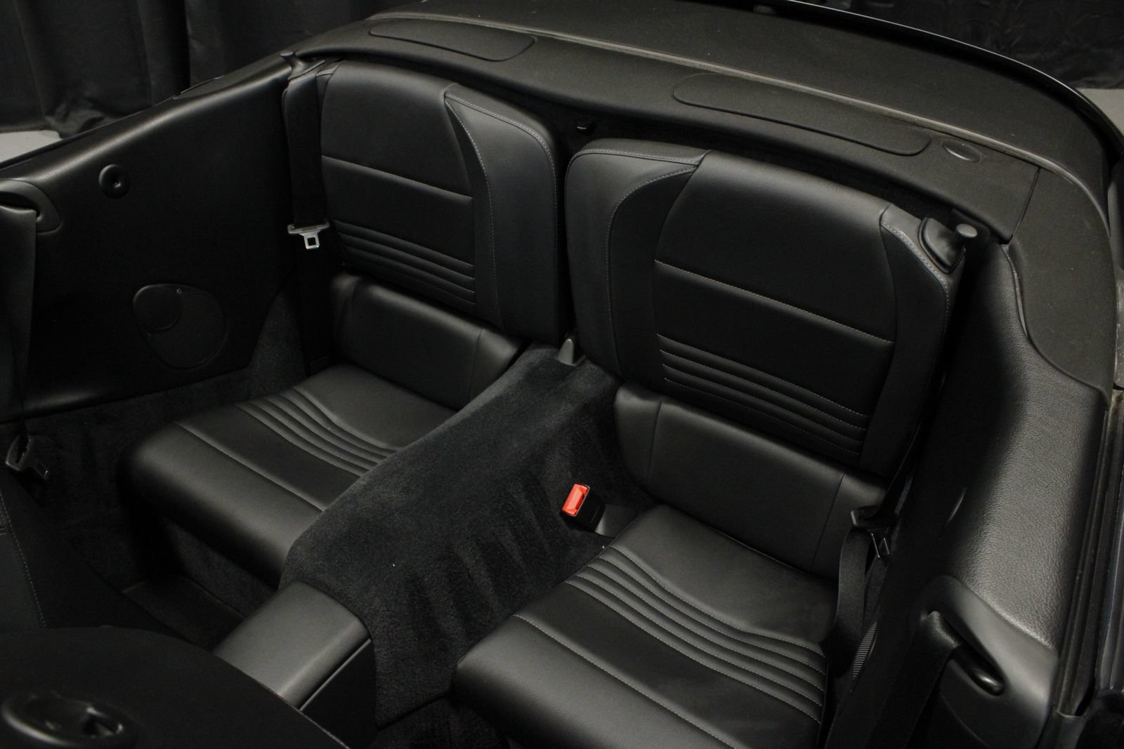 Used 2003 Porsche 911 Carrera RWD image 17