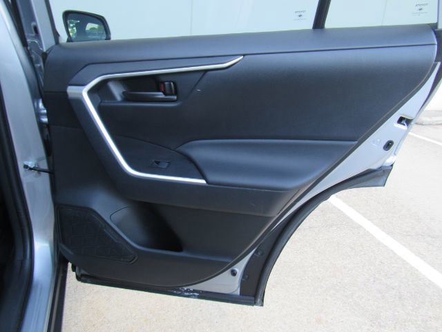 Used 2025 Toyota RAV4 LE image 20