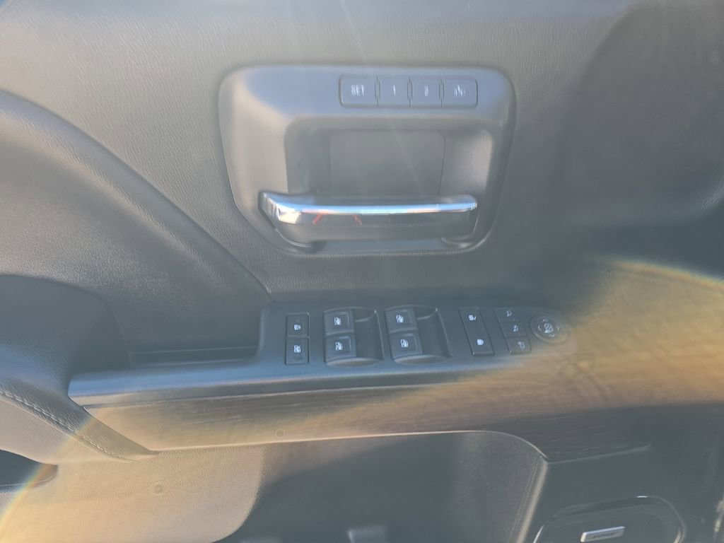 Used 2018 GMC Sierra 2500 Denali image 23