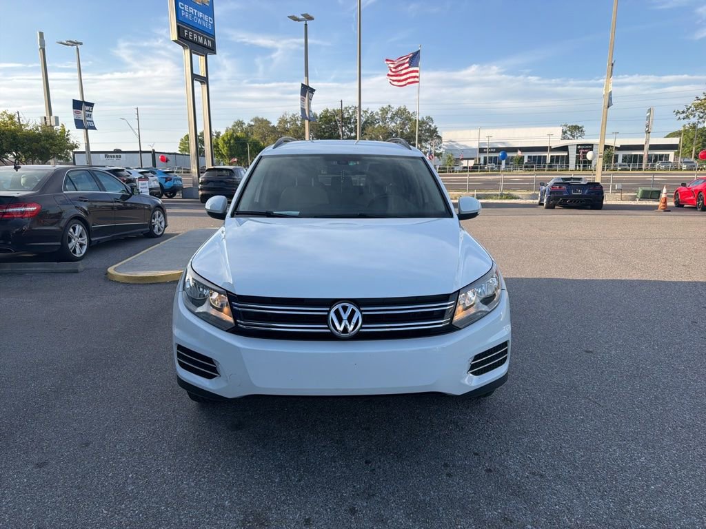 Used 2017 Volkswagen Tiguan S FWD image 4