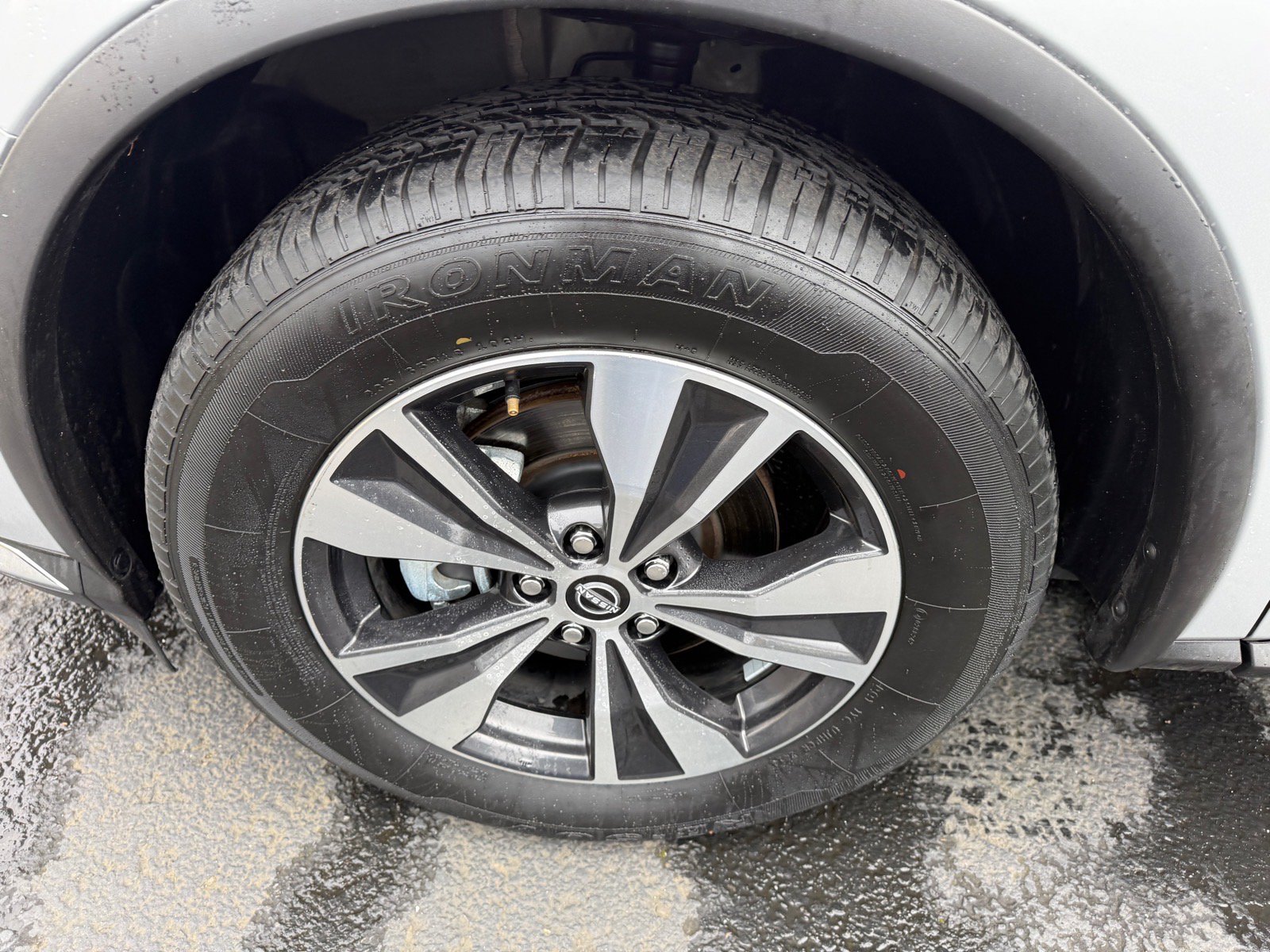 Used 2023 Nissan Murano SV AWD/4WD image 14
