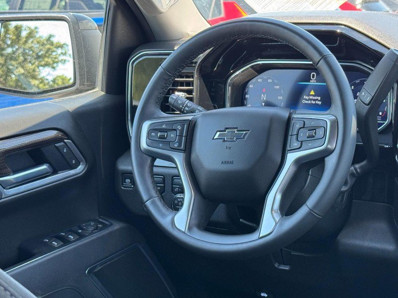 Used 2025 Chevrolet Silverado 1500 RST AWD/4WD image 12