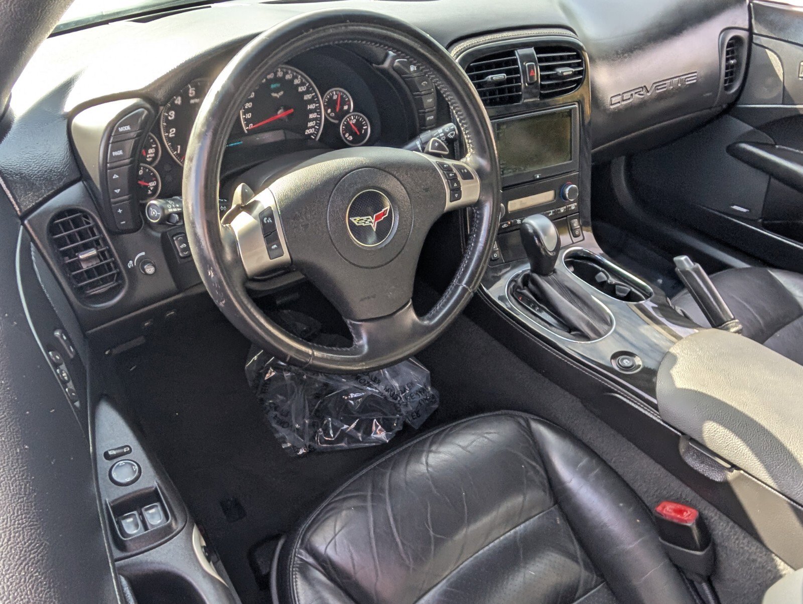 Used 2010 Chevrolet Corvette Convertible w/ Preferred Equipment Group image 13