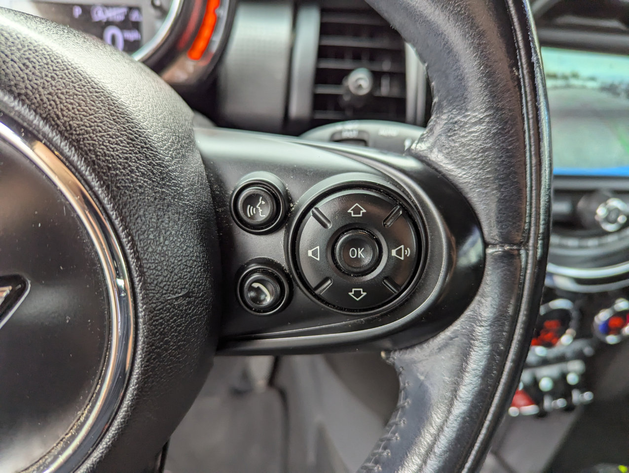 Used 2018 MINI Cooper Convertible image 17